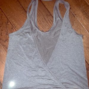Lululemon tank open back 6